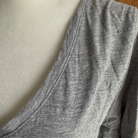 Gold Metallic V-Neck - Picture 3 of 3